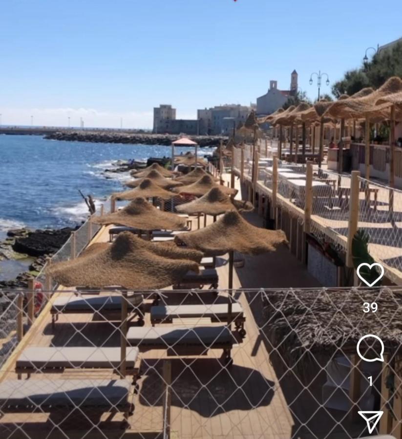 La Casina Sul Mare Villa Giovinazzo Bagian luar foto